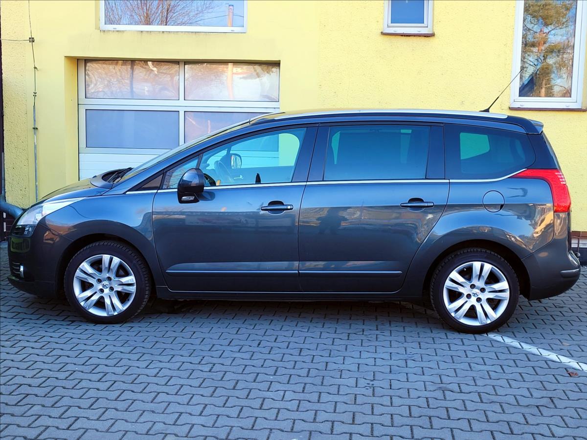 peugeot-5008-1-6-t-sw-digiklima - 5