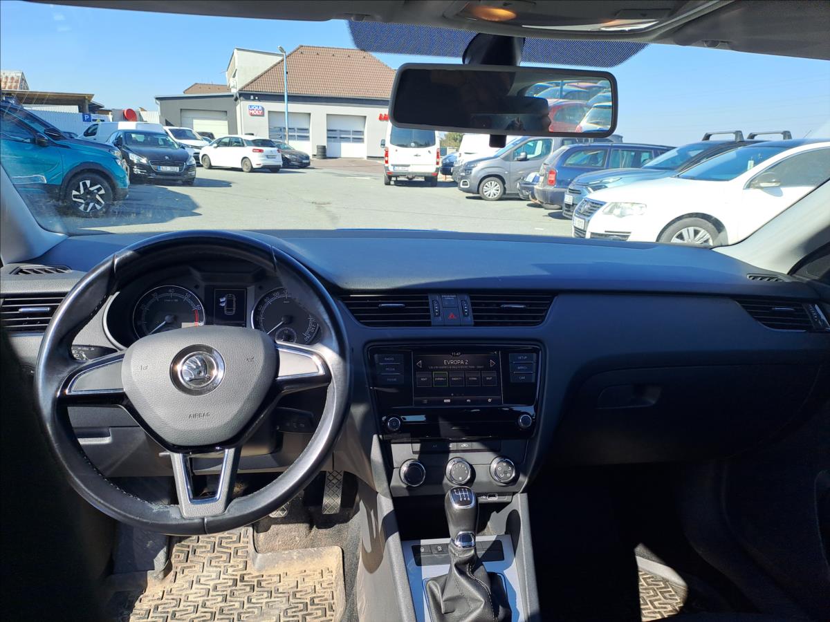 skoda-octavia-1-5-tsi-1-majitel-koupeno-cz - 8