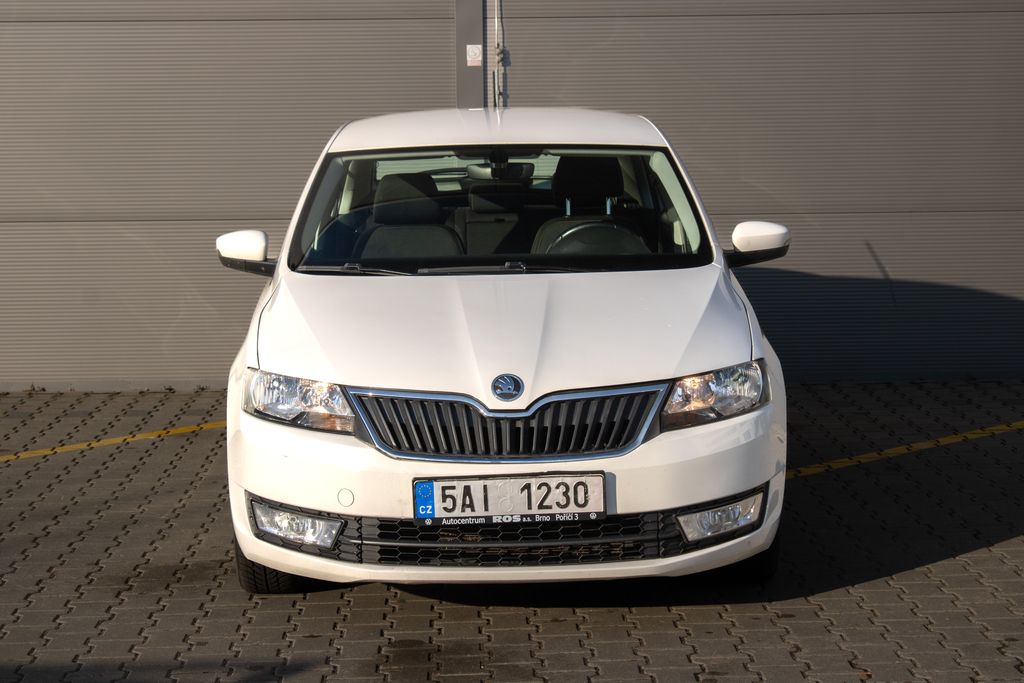 skoda-rapid - 2