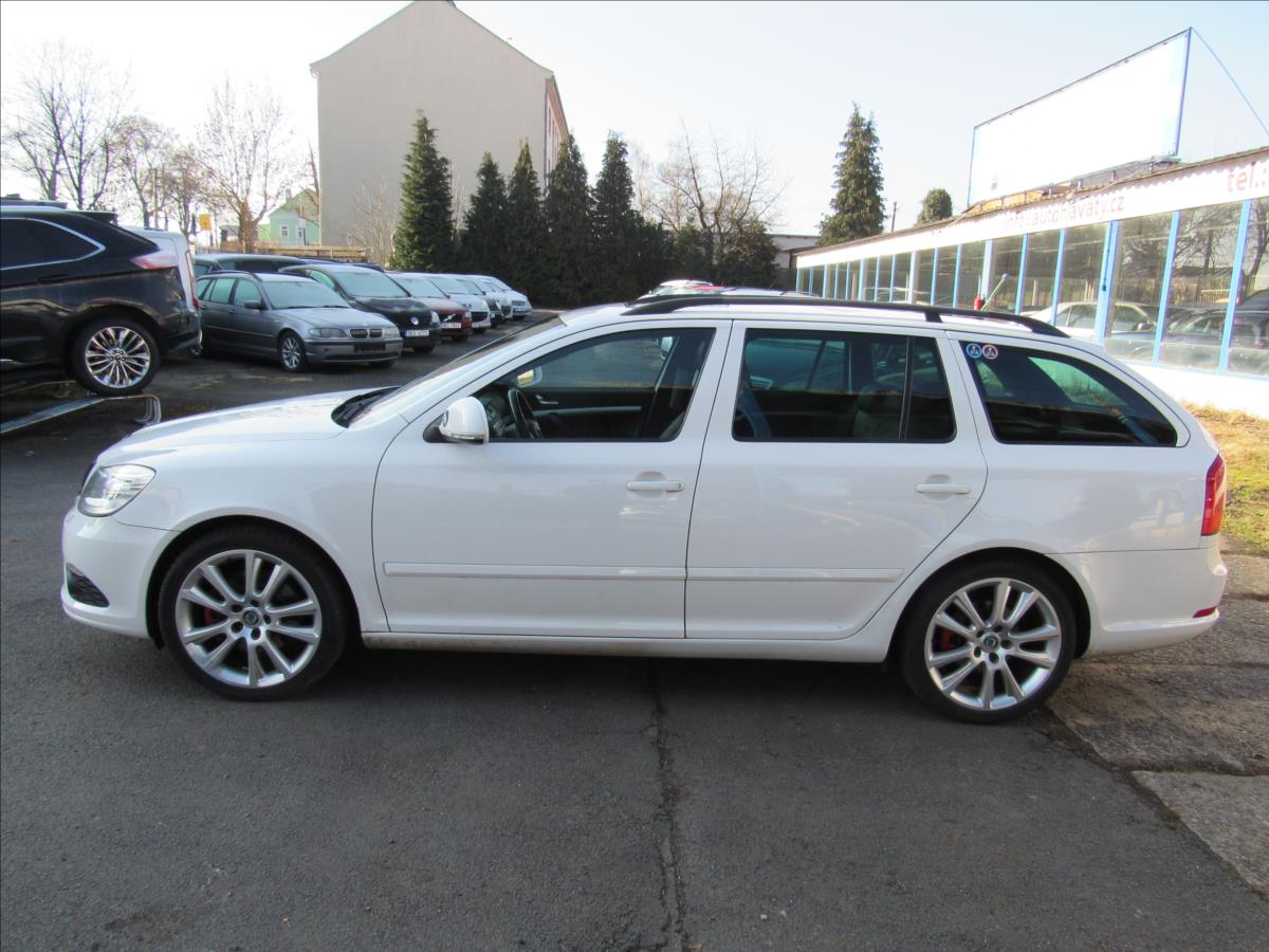 skoda-octavia-2-0-tsi-rs-147kw-combi - 6