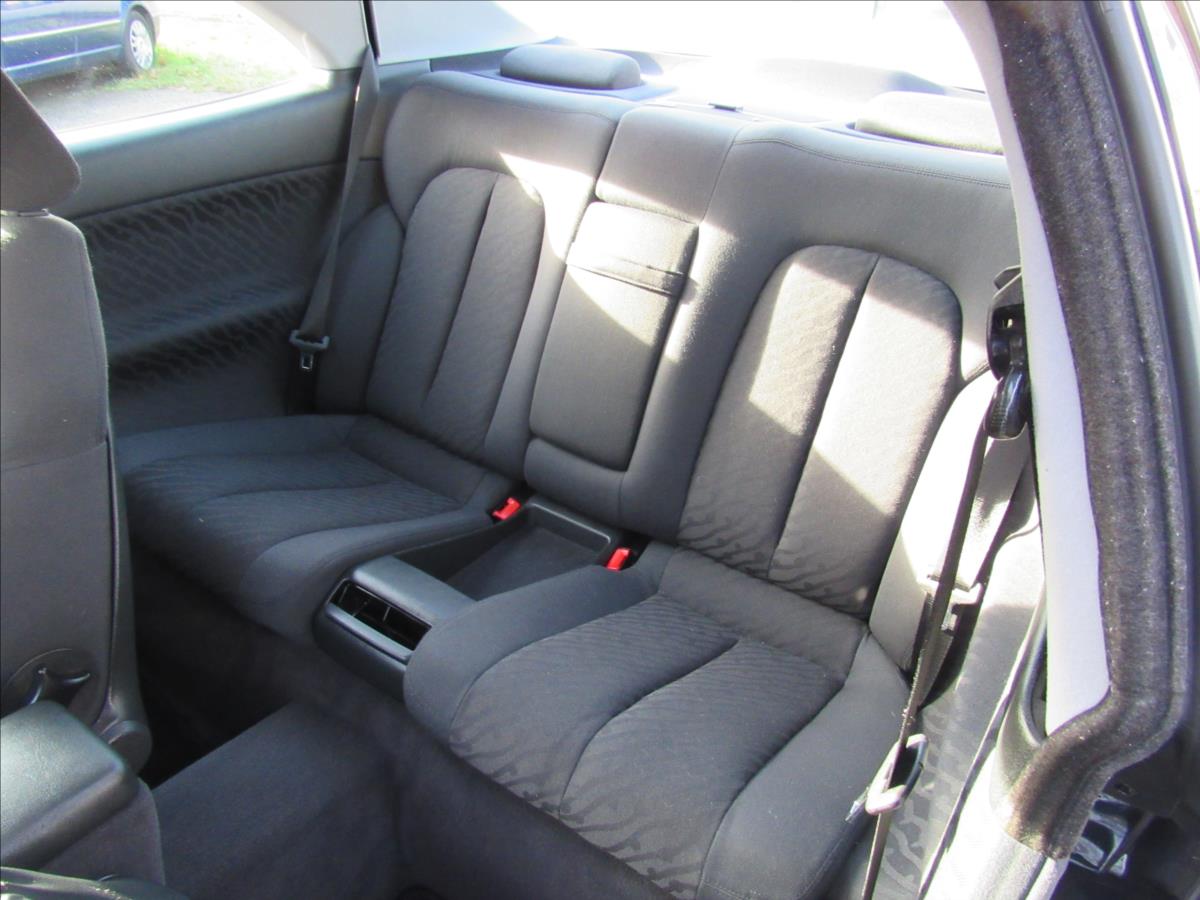 mercedes-benz-clk-2-0-clk-200-kompresor-perfektni-stav - 9