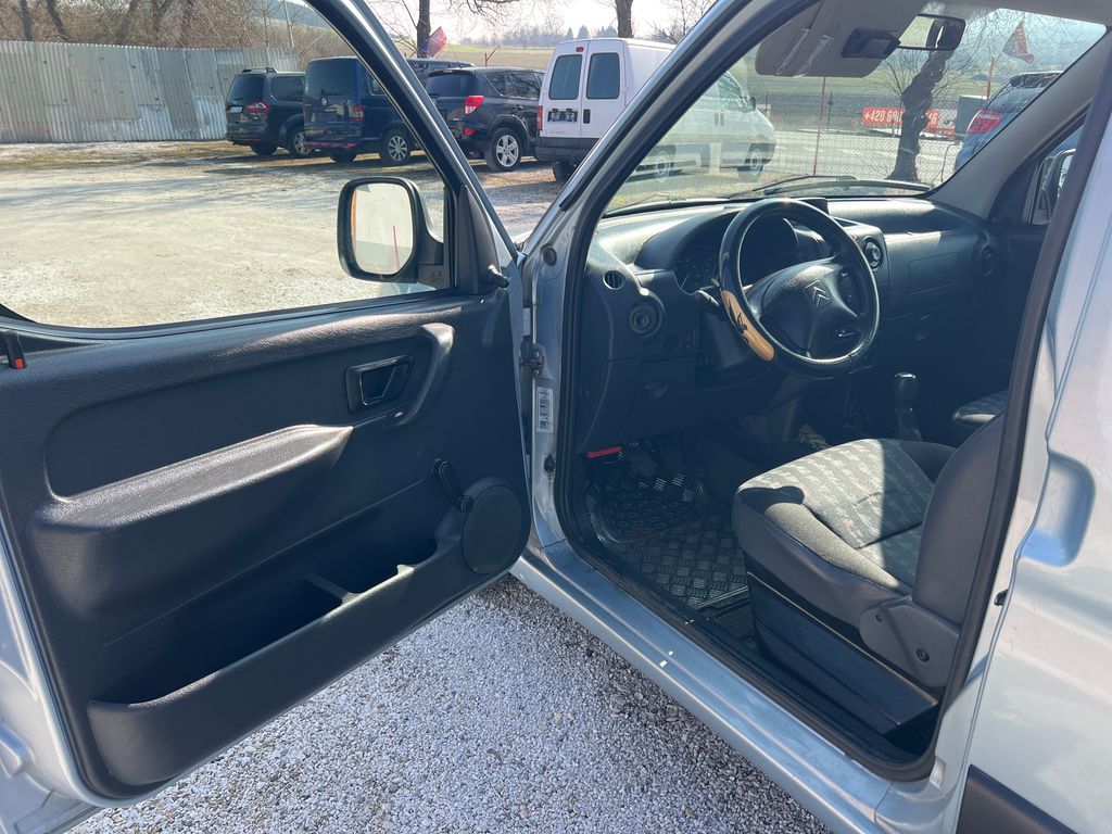 citroen-berlingo-1-6-16v - 9