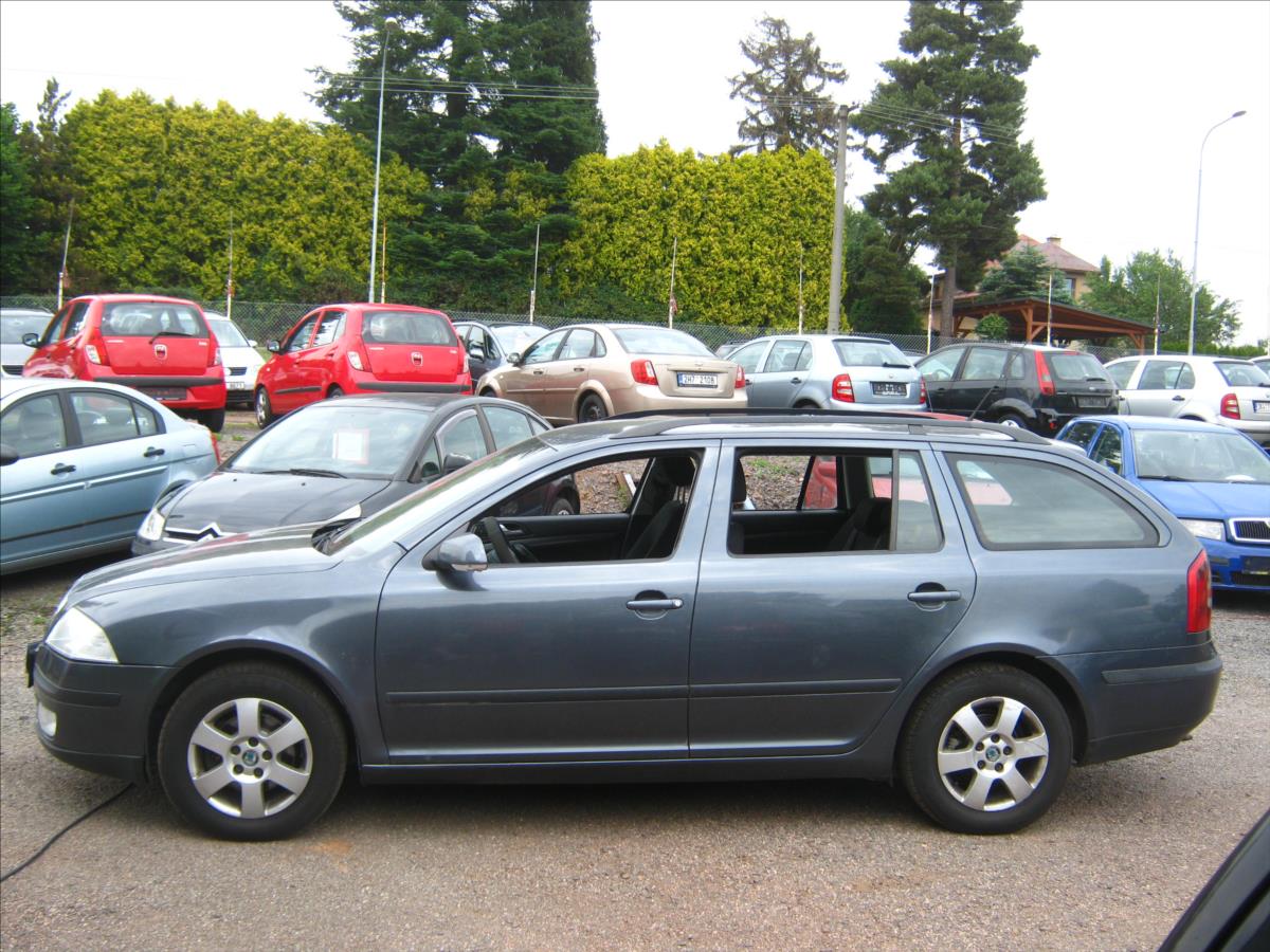 skoda-octavia-1-9-tdi-pd-elegance-combi - 2