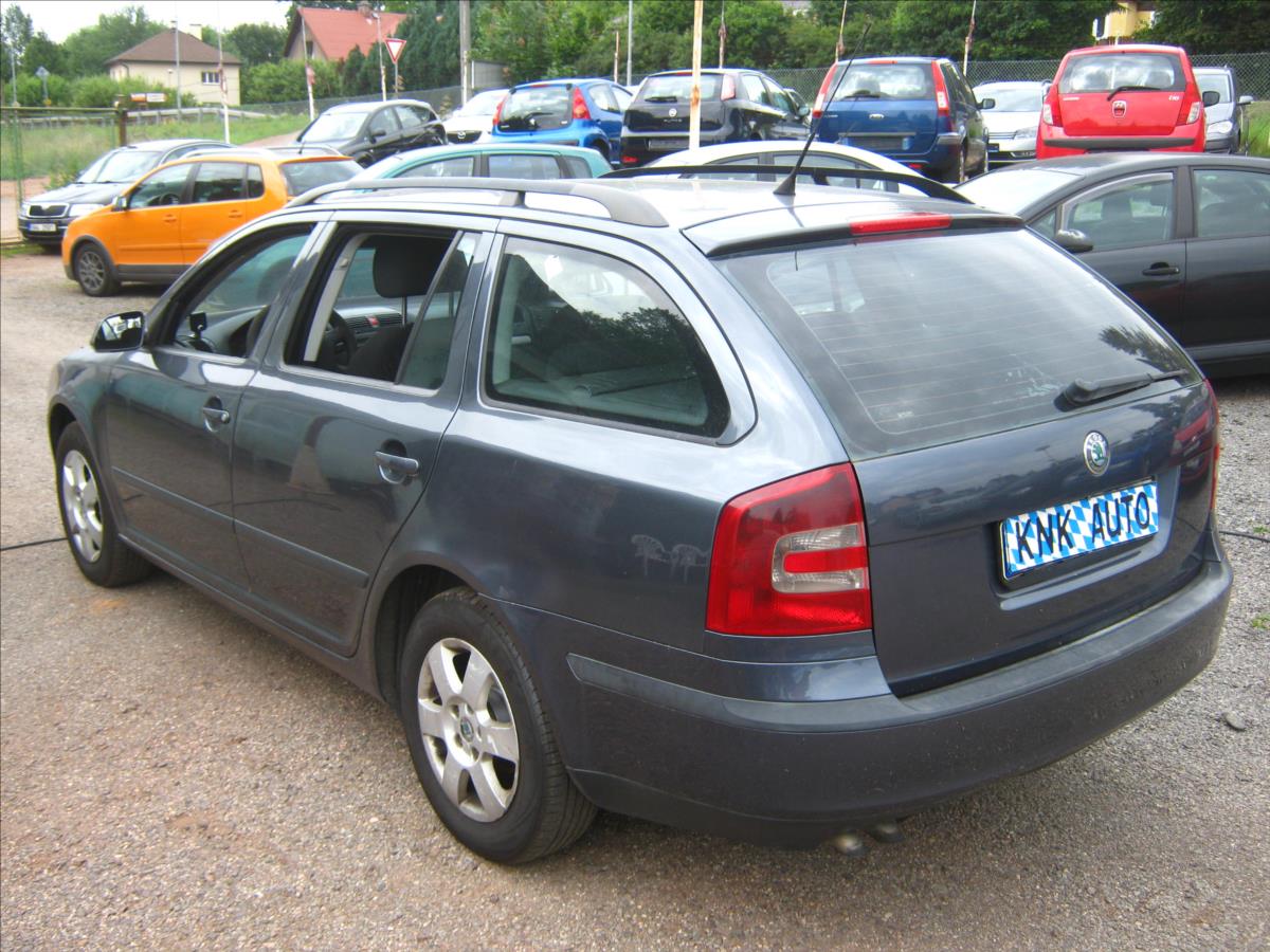 skoda-octavia-1-9-tdi-pd-elegance-combi - 3