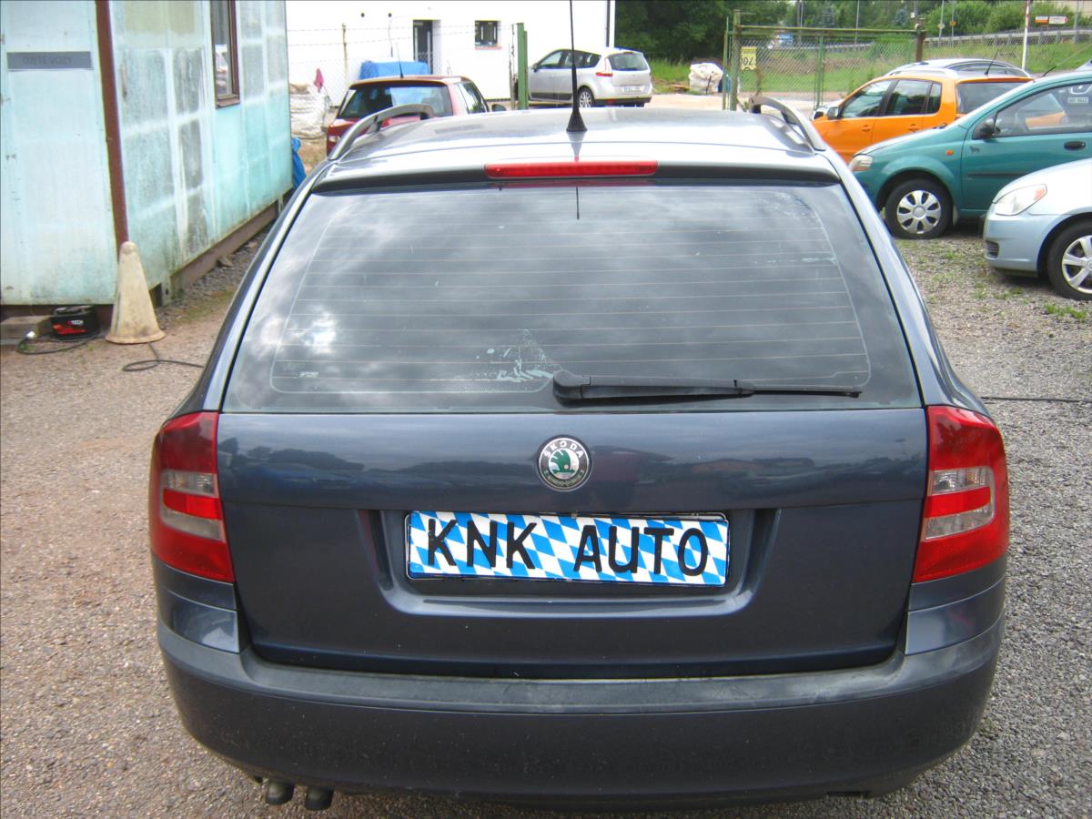 skoda-octavia-1-9-tdi-pd-elegance-combi - 4