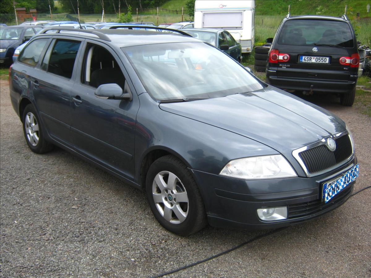 skoda-octavia-1-9-tdi-pd-elegance-combi - 7