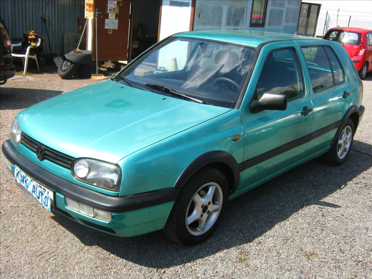 volkswagen-golf-1-9-td-cl - 1