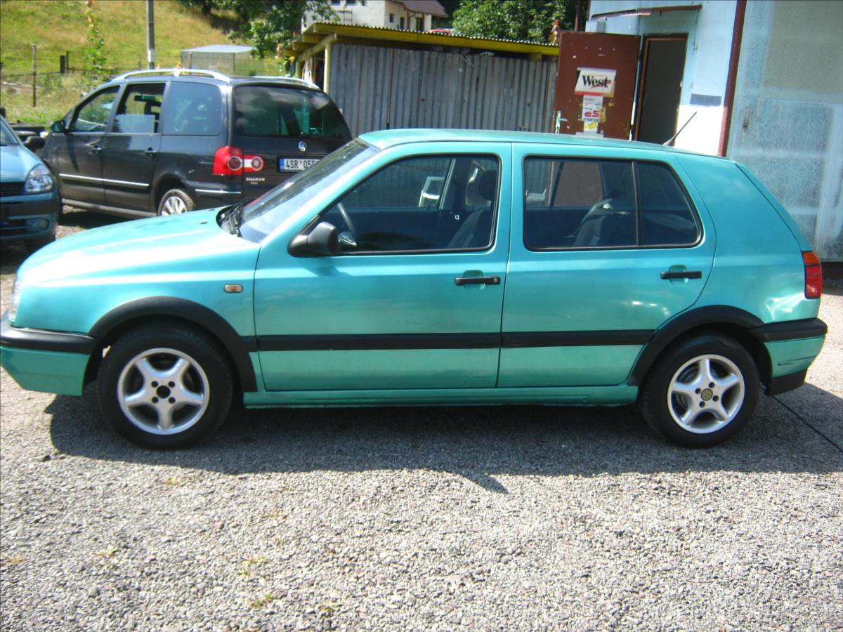 volkswagen-golf-1-9-td-cl - 2