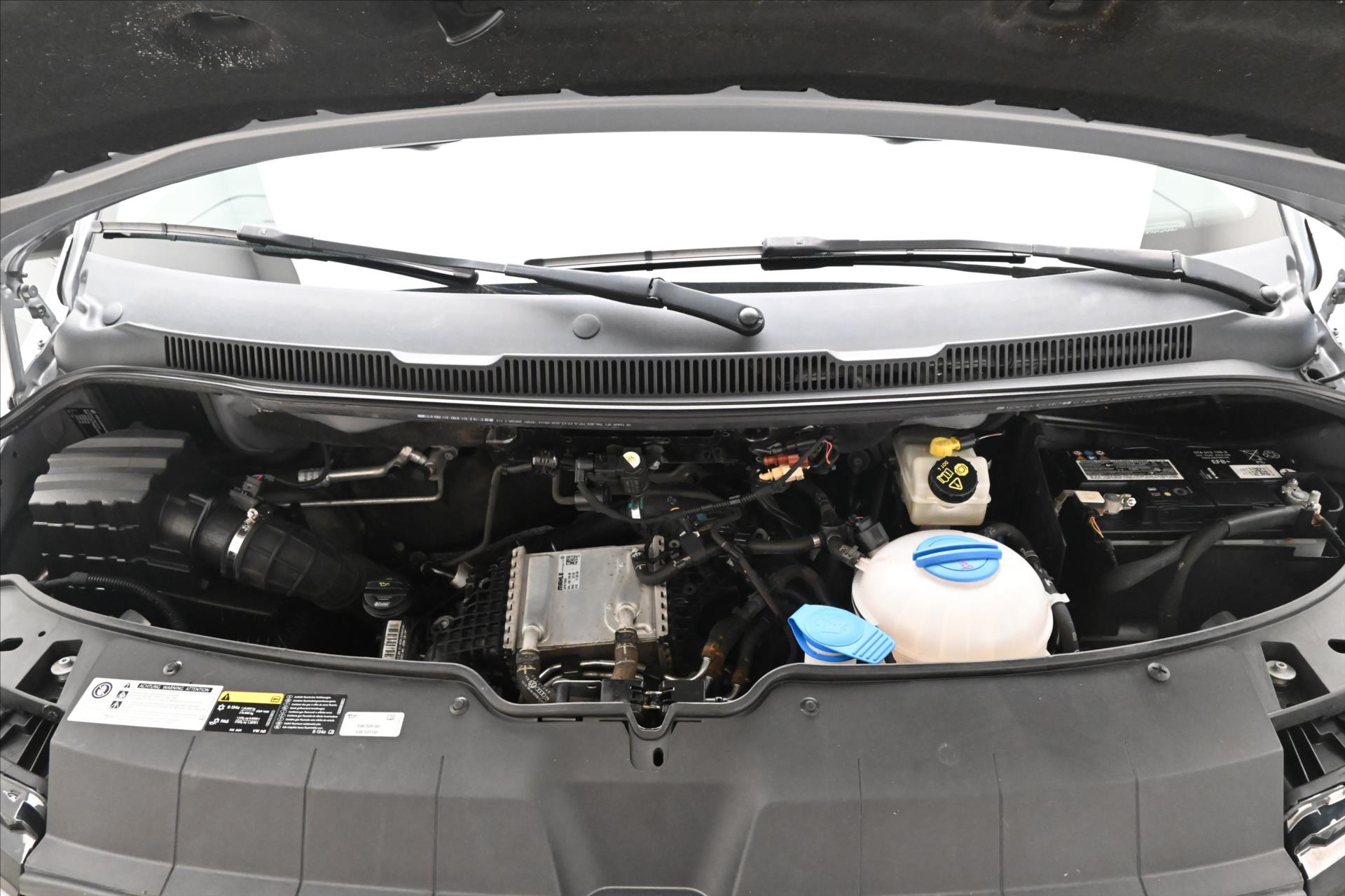 volkswagen-transporter-2-0-tdi-110-kw-dsg-long-zaruka-az-5-let - 8