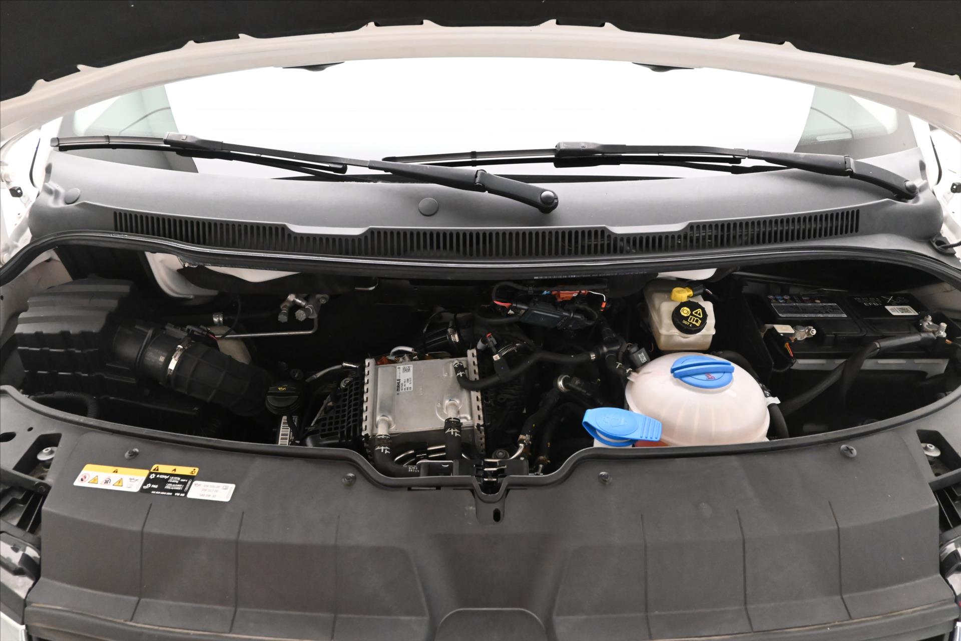 volkswagen-transporter-2-0-tdi-110-kw-dsg-long-zaruka-az-5-let - 8