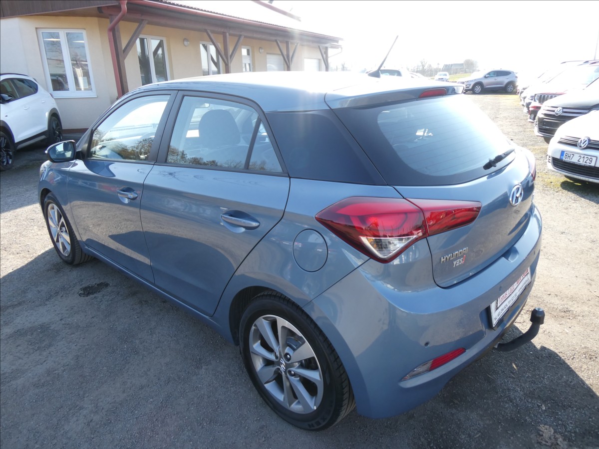hyundai-i20-1-1-crdi-1-majitel-webasto - 6