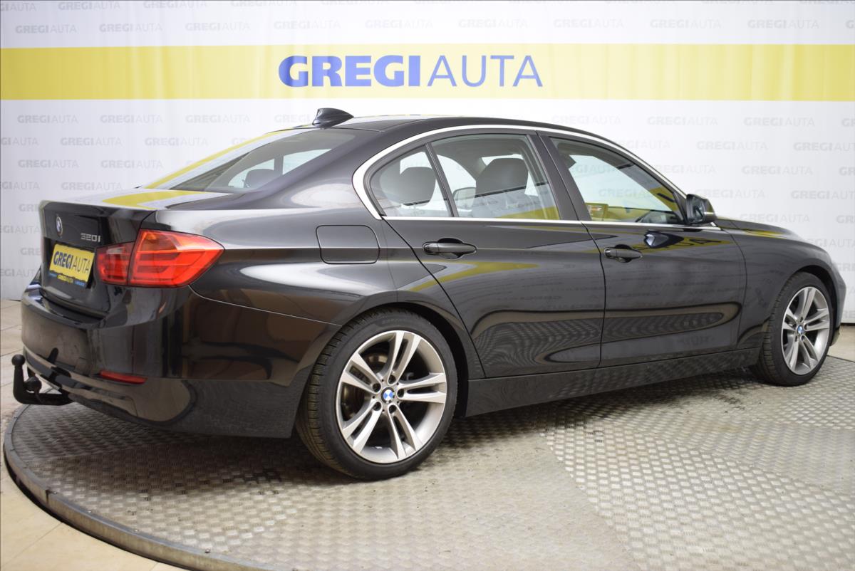 bmw-rada-3-320i-po-velkem-servisu - 4