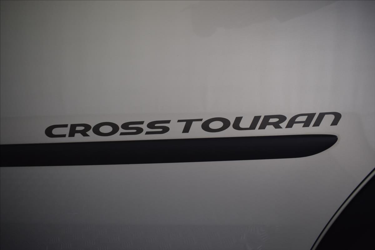 volkswagen-touran-1-4-tsi-cross-pr-servis - 8