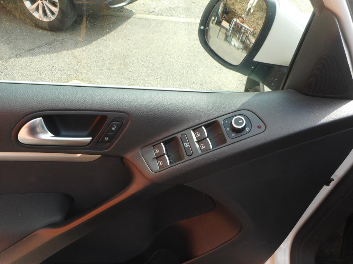 volkswagen-tiguan-2-0-tdi-4motion - 9