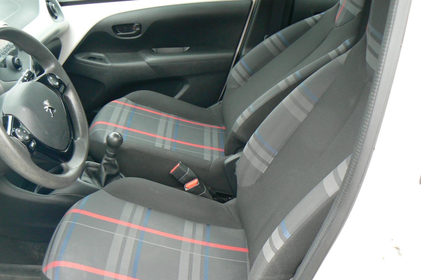 peugeot-108-1-0-vti-active - 9