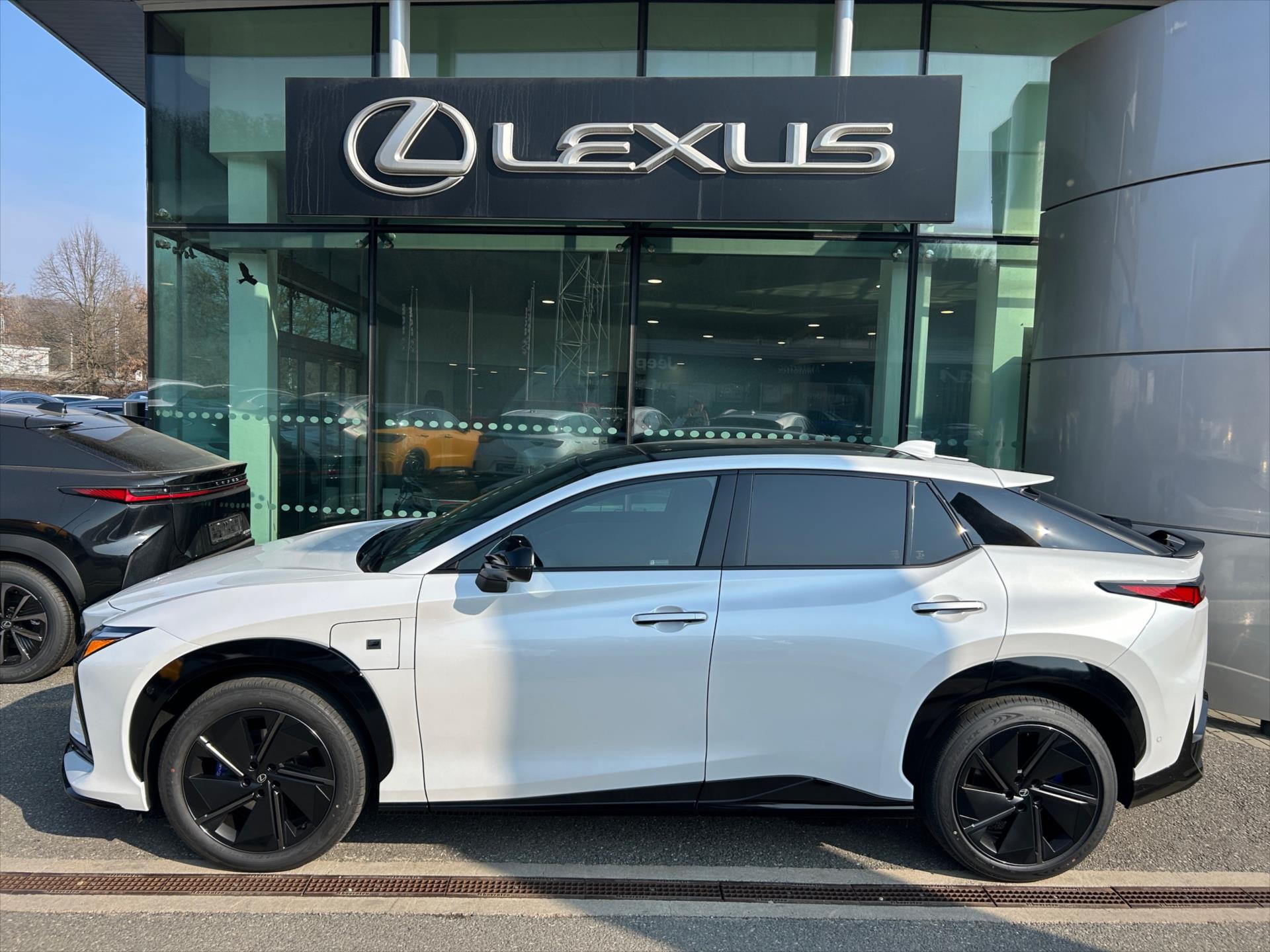 lexus-0-0-rz-550e-f-sport-top - 1