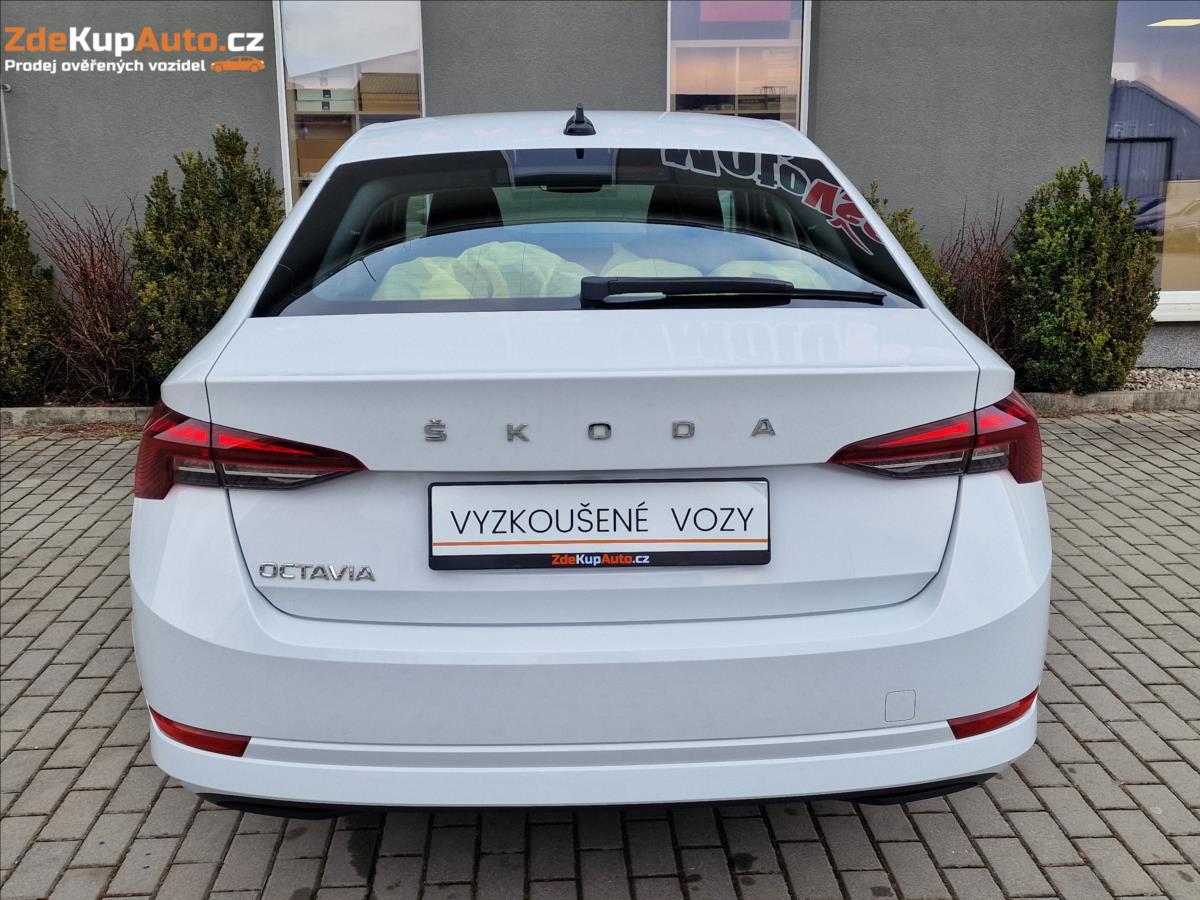 skoda-octavia-1-0-tsi-81kw-puvod-cr-1-maj - 8