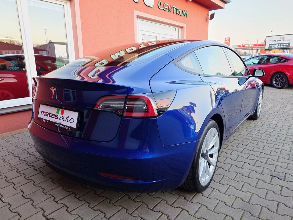 tesla-model-3-tesla-model-3-standard-range-p - 5