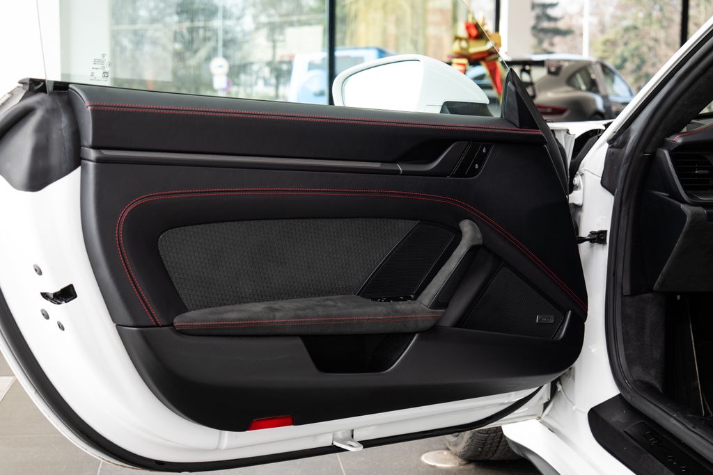 porsche-911-992-2-carrera-gts-bose-matri - 6