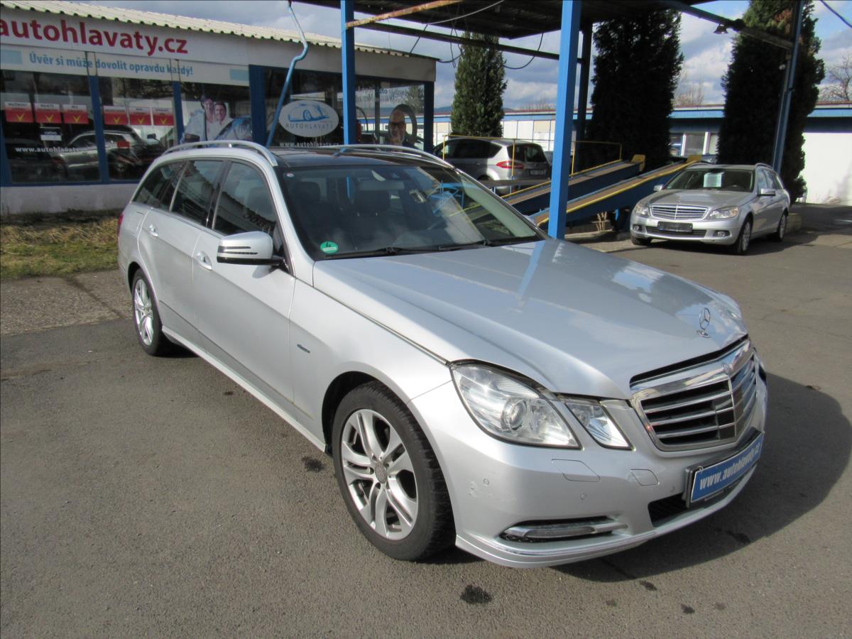 mercedes-benz-tridy-e-1-8-200-cgi-t-blueefficiency-automat-elegance - 2