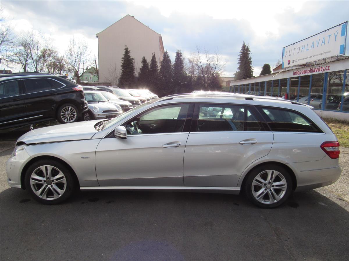 mercedes-benz-tridy-e-1-8-200-cgi-t-blueefficiency-automat-elegance - 6