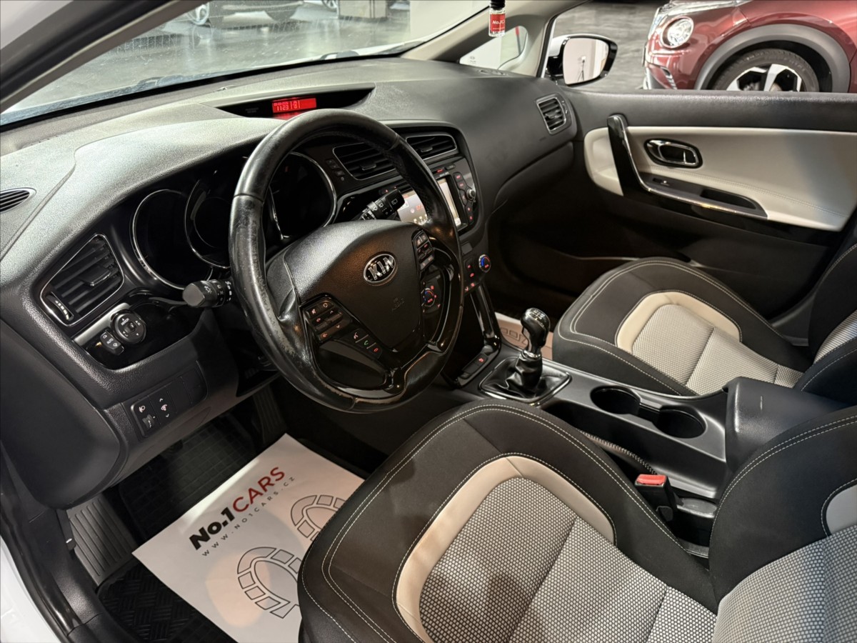 kia-ceed-1-6-crdi-94kw-navi-kamera-cr - 7