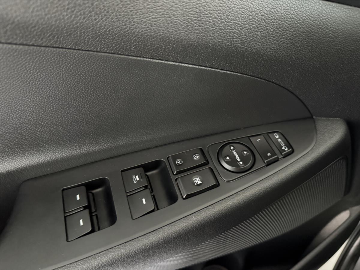 hyundai-tucson-1-7-85kw-serviska-tazne - 9