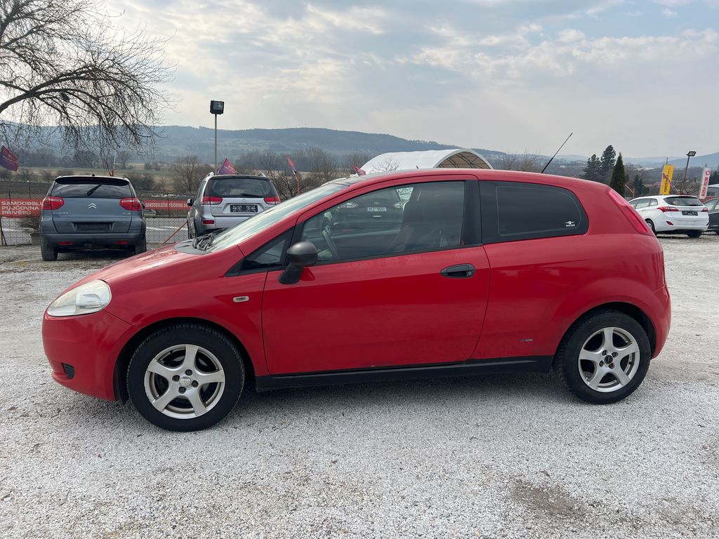 fiat-grande-punto-1-2-8v - 4