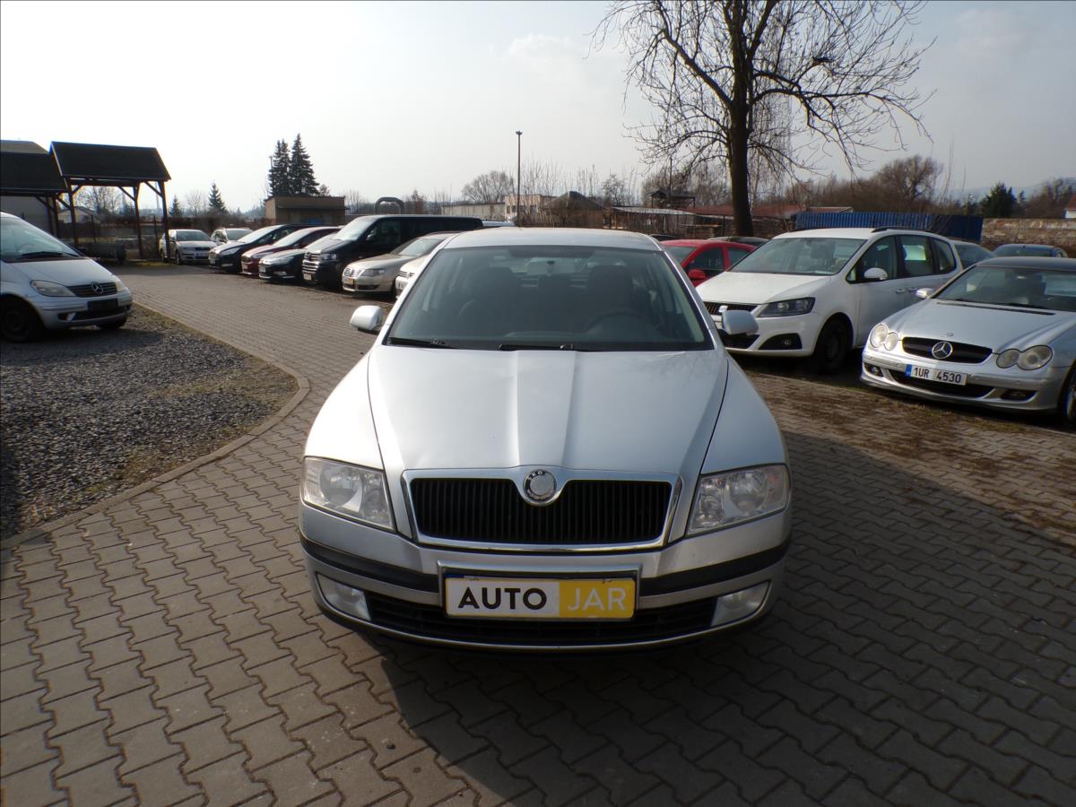 skoda-octavia-1-8-tsi-servisni-kniha - 2
