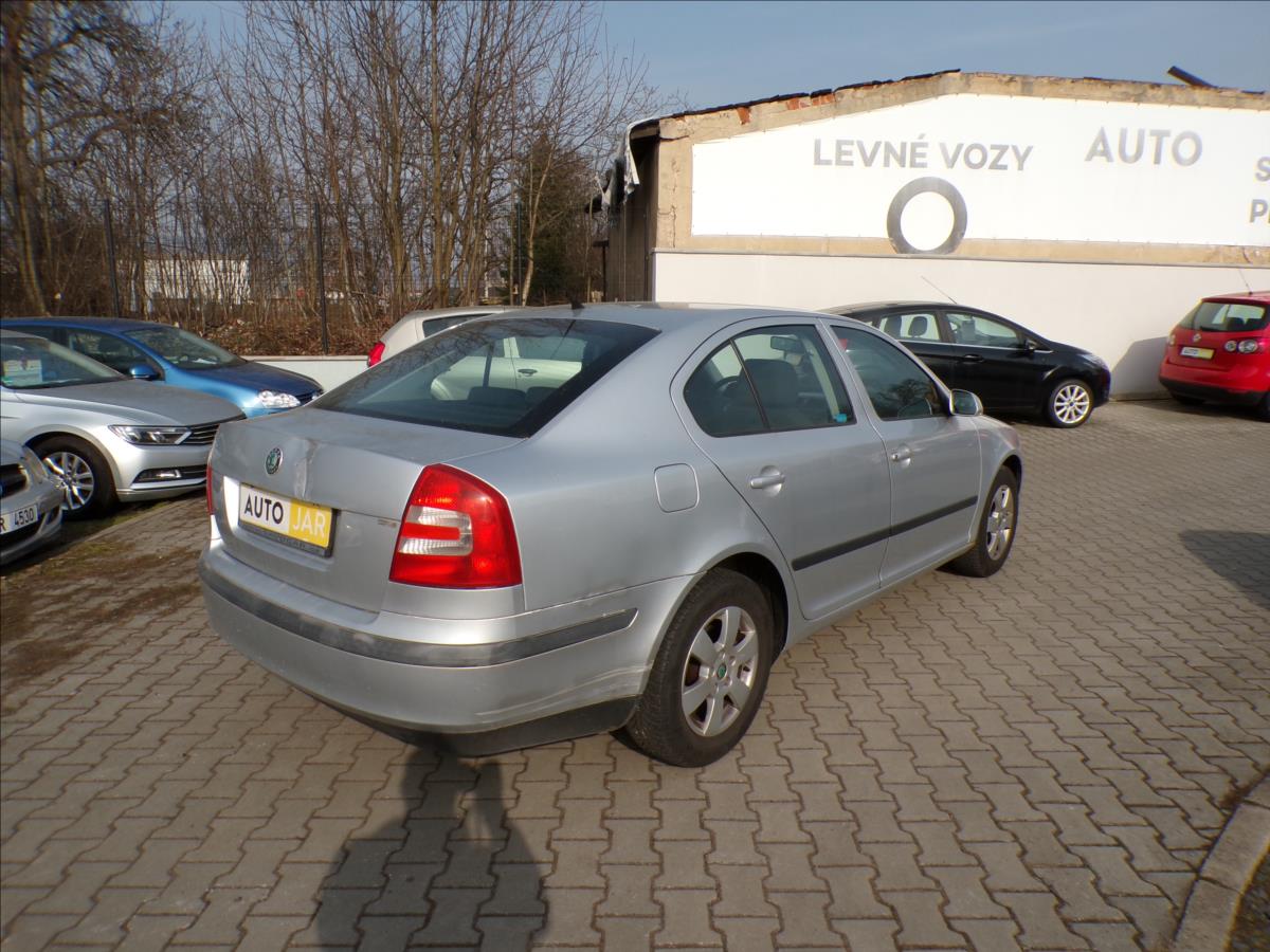 skoda-octavia-1-8-tsi-servisni-kniha - 4