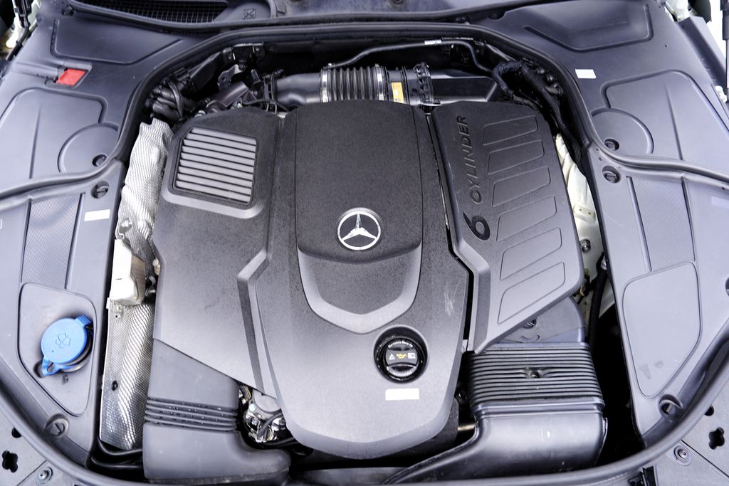 mercedes-benz-tridy-s-s-400d-long-4m-amg-burmester - 9