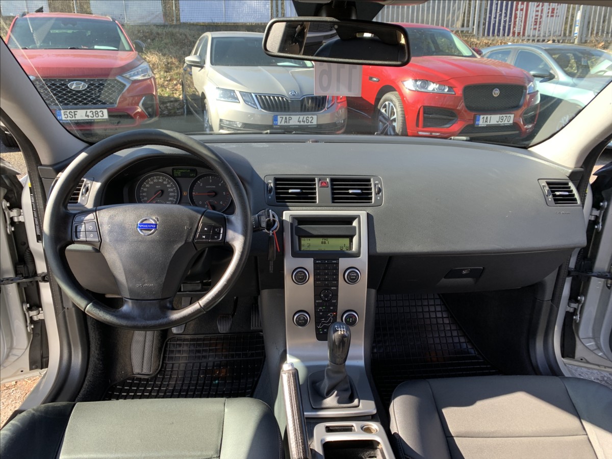 volvo-v50-2-0-d - 8