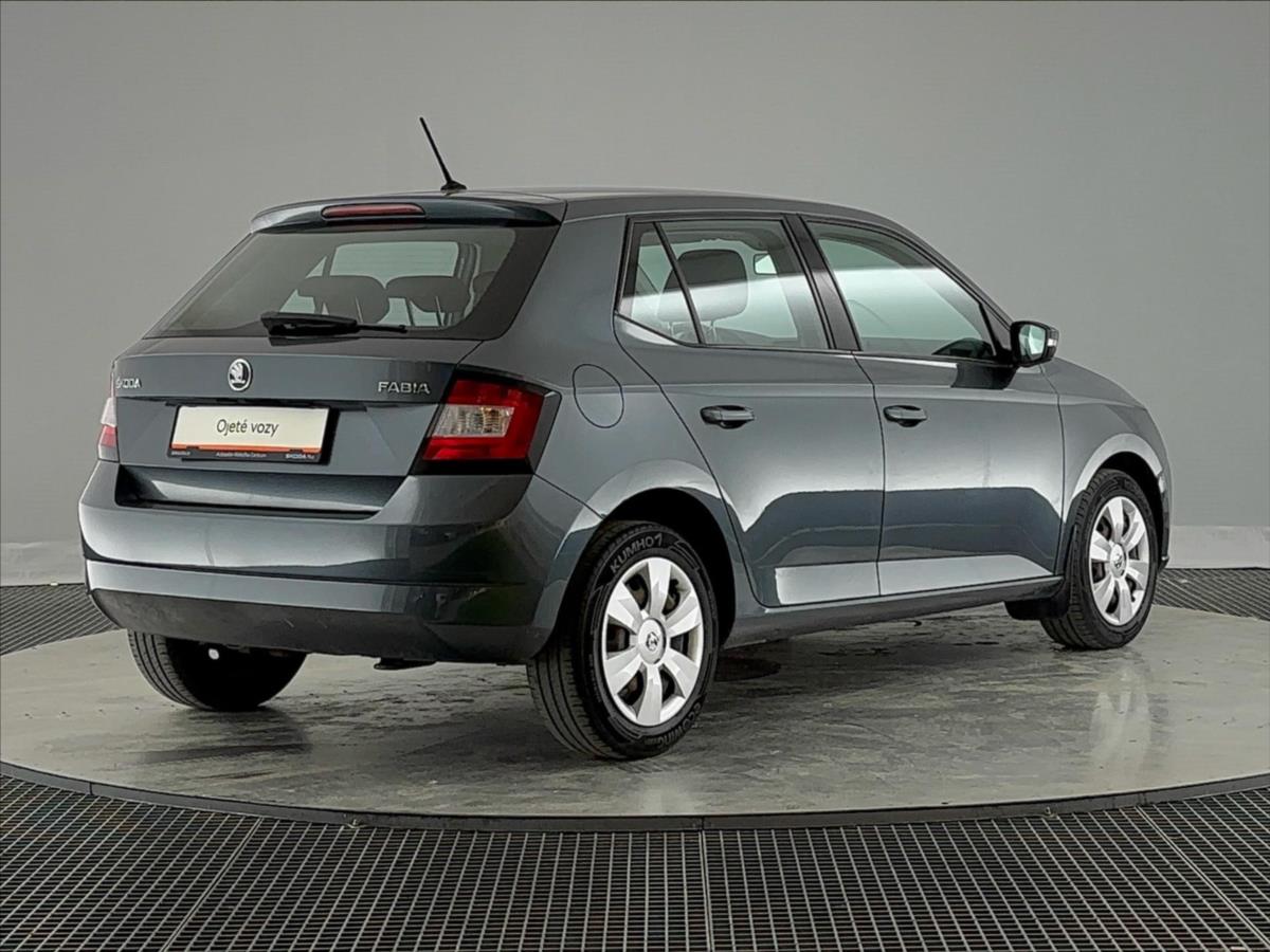skoda-fabia-1-2-tsi-ambition - 1