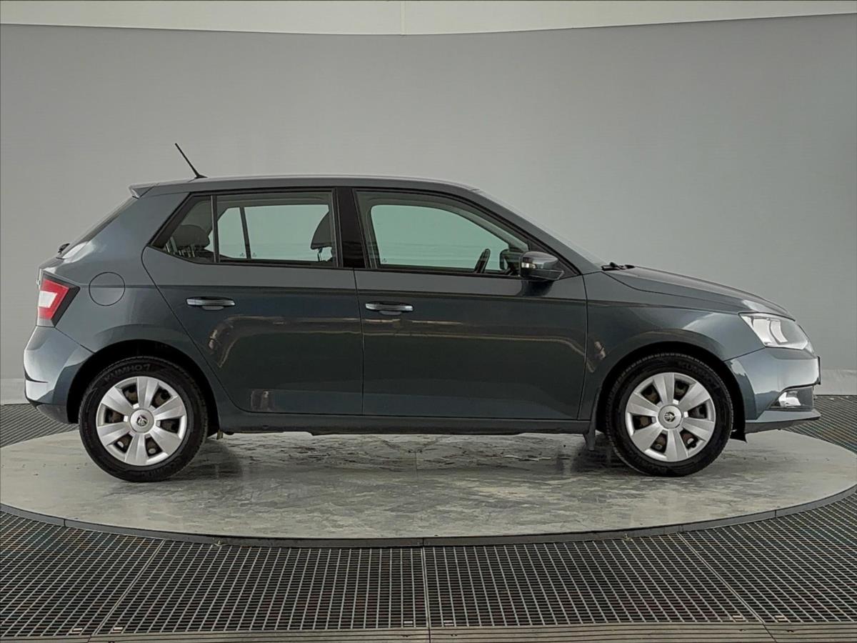 skoda-fabia-1-2-tsi-ambition - 2