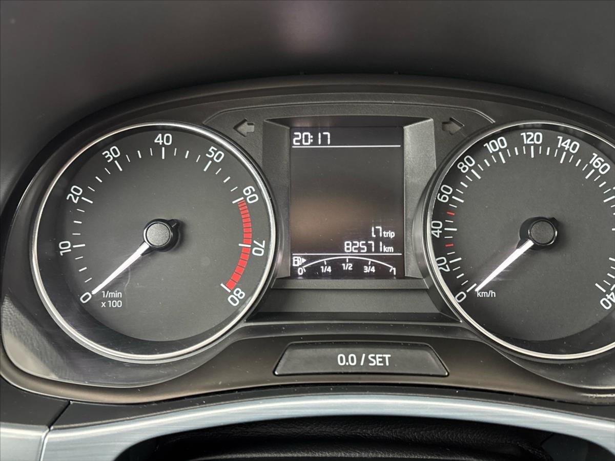 skoda-fabia-1-2-tsi-ambition - 6