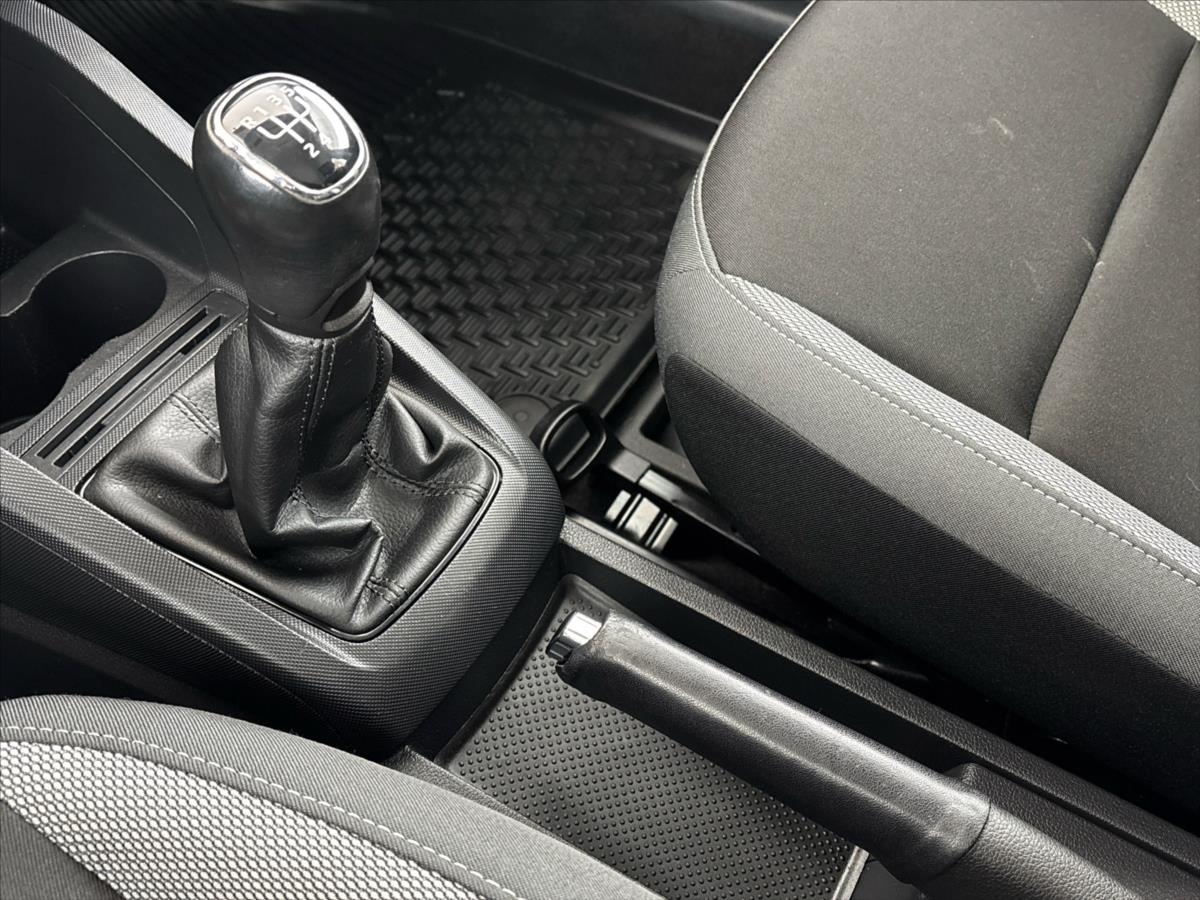 skoda-fabia-1-2-tsi-ambition - 8