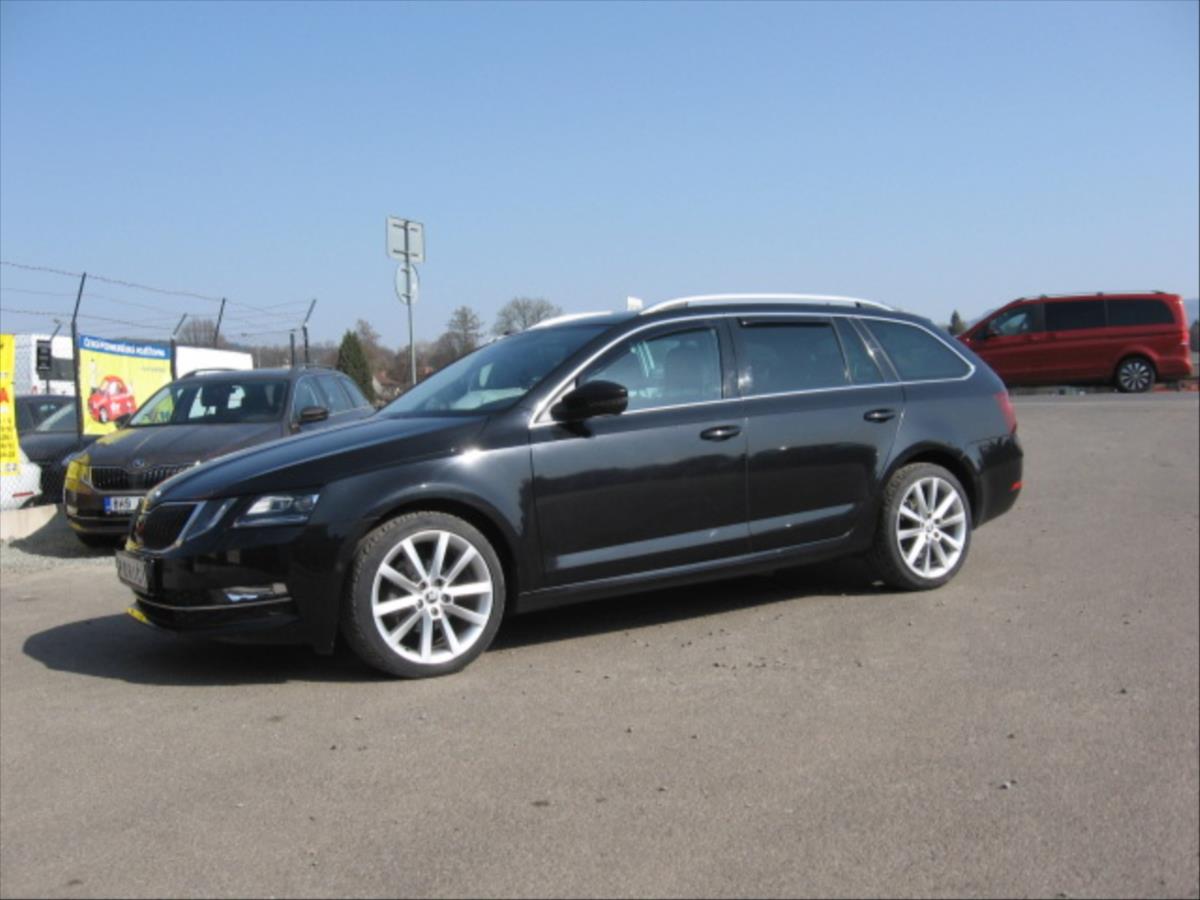 skoda-octavia-1-6-tdi-style-plus - 1