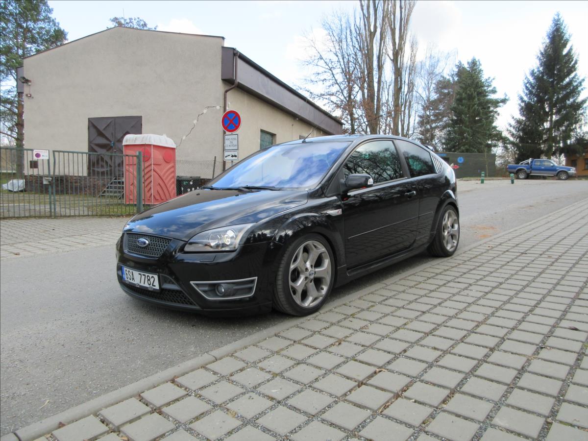 Ford Focus ST 225, 2.5i 166 Kw, Top stav