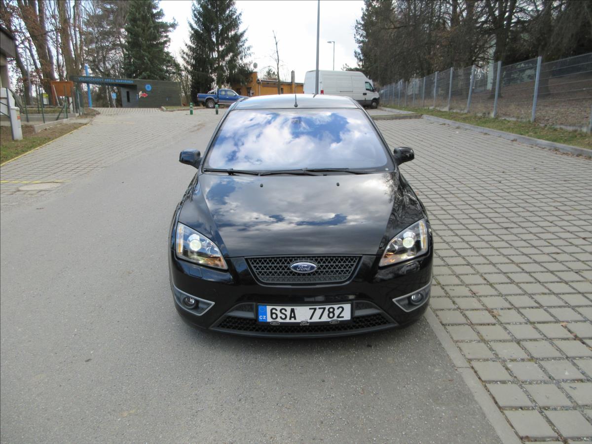 ford-focus-st-225-2-5i-166-kw-top-stav - 2