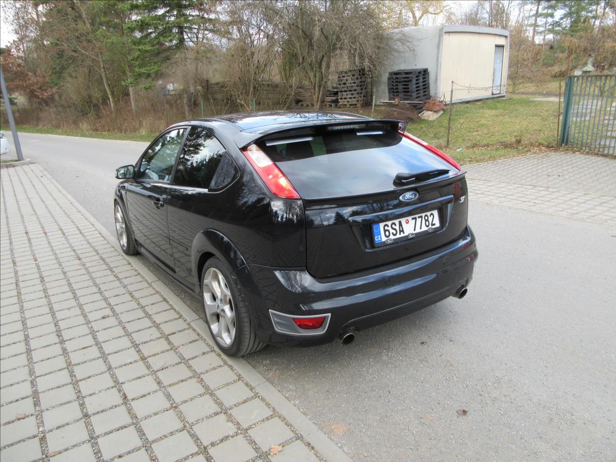 ford-focus-st-225-2-5i-166-kw-top-stav - 6