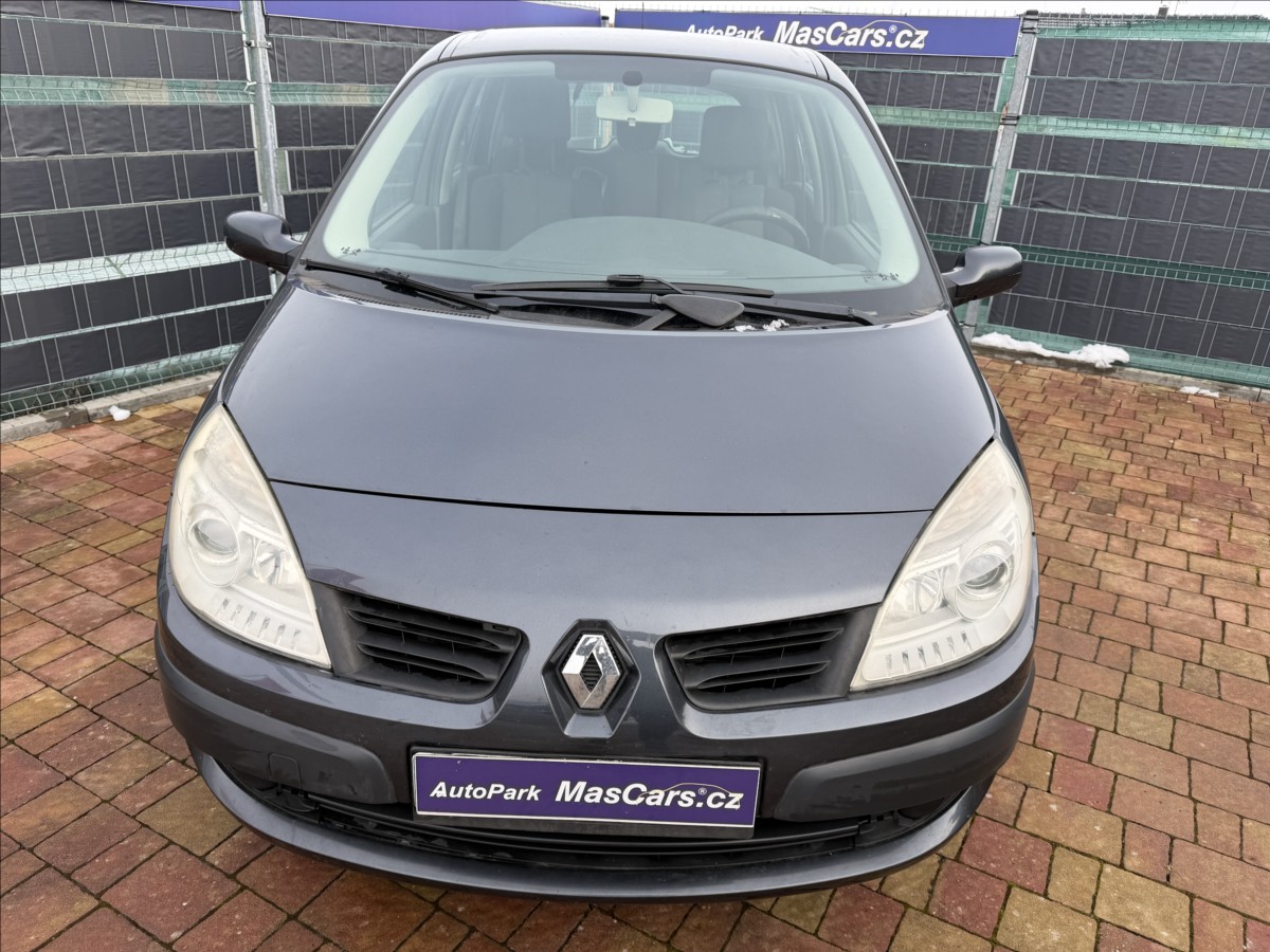 renault-scenic-1-5-dci - 1