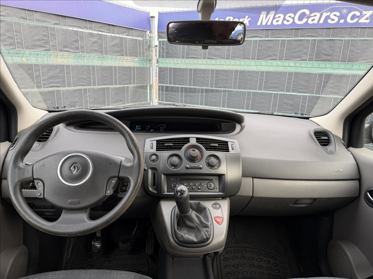 renault-scenic-1-5-dci - 6