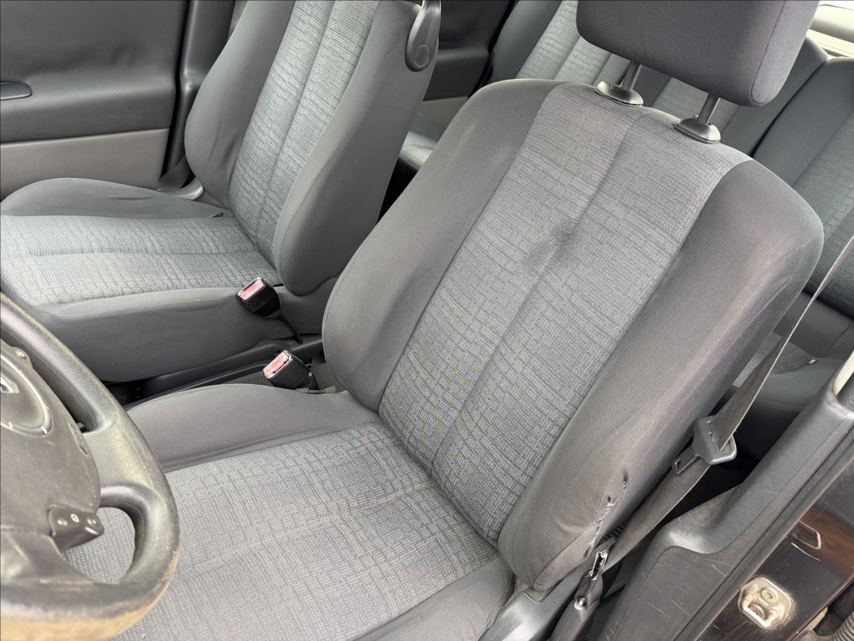 renault-scenic-1-5-dci - 7