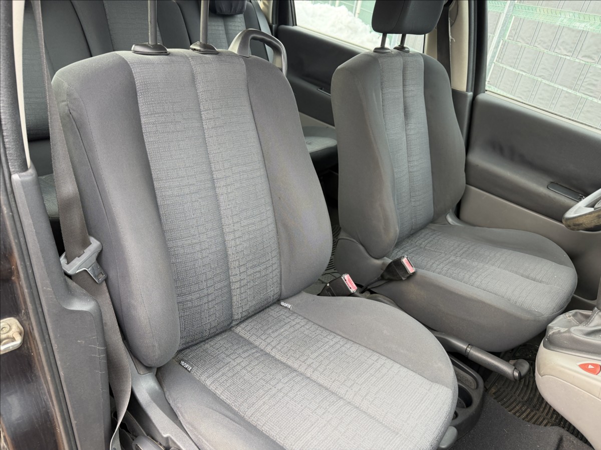 renault-scenic-1-5-dci - 8