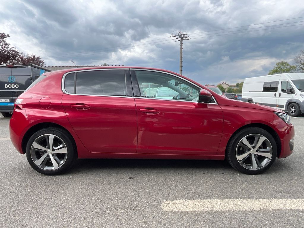 peugeot-308-1-2-130k-allure-zaruka-servis - 6