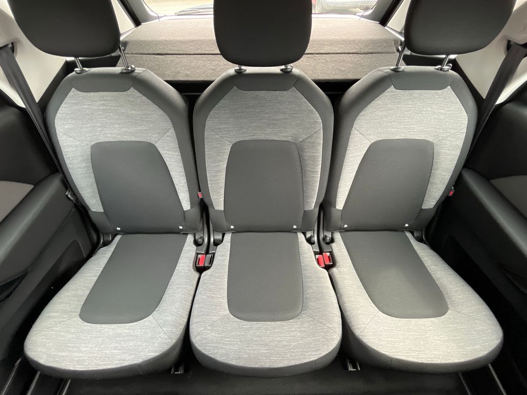 citroen-c4-picasso-1-2-130k-zaruka-servis-vyhrev - 6