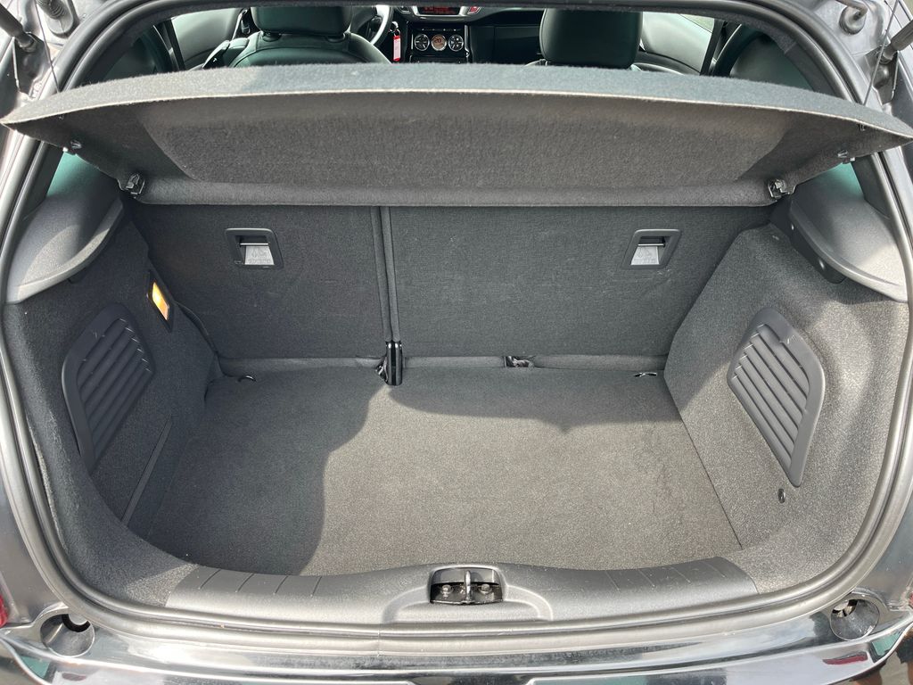 citroen-ds3-1-6-155k-servis-zaruka-stk - 4