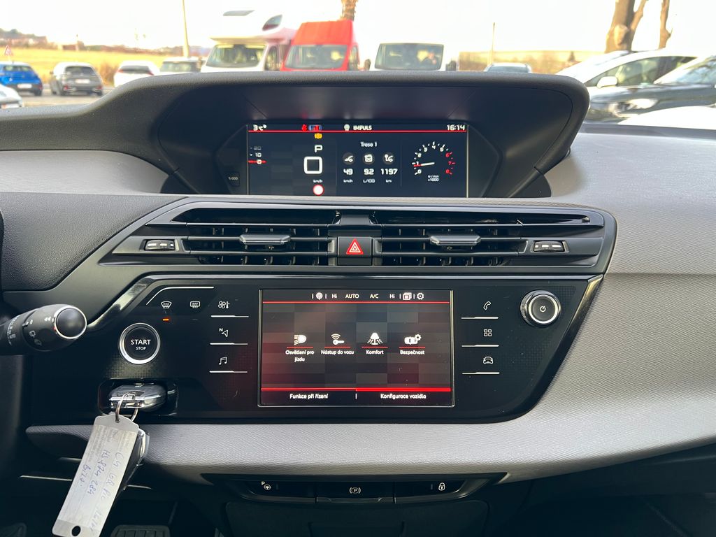 citroen-grand-c4-picasso-1-6-165k-zaruka-servis-kamera - 9