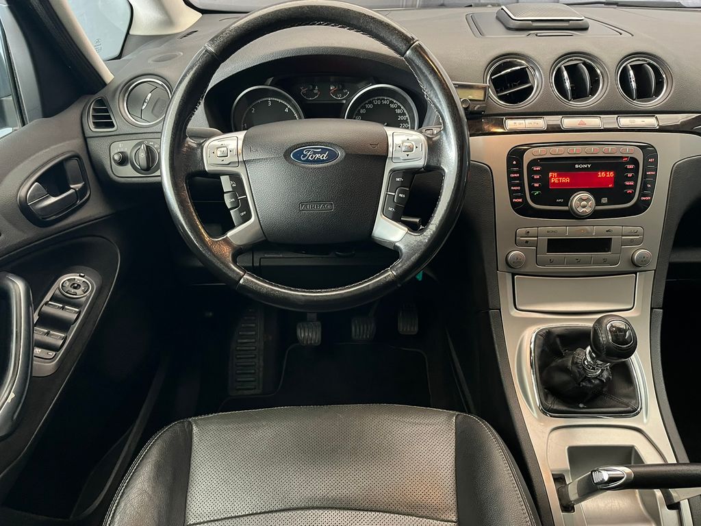 ford-galaxy-2-0-tdci-ghia - 6