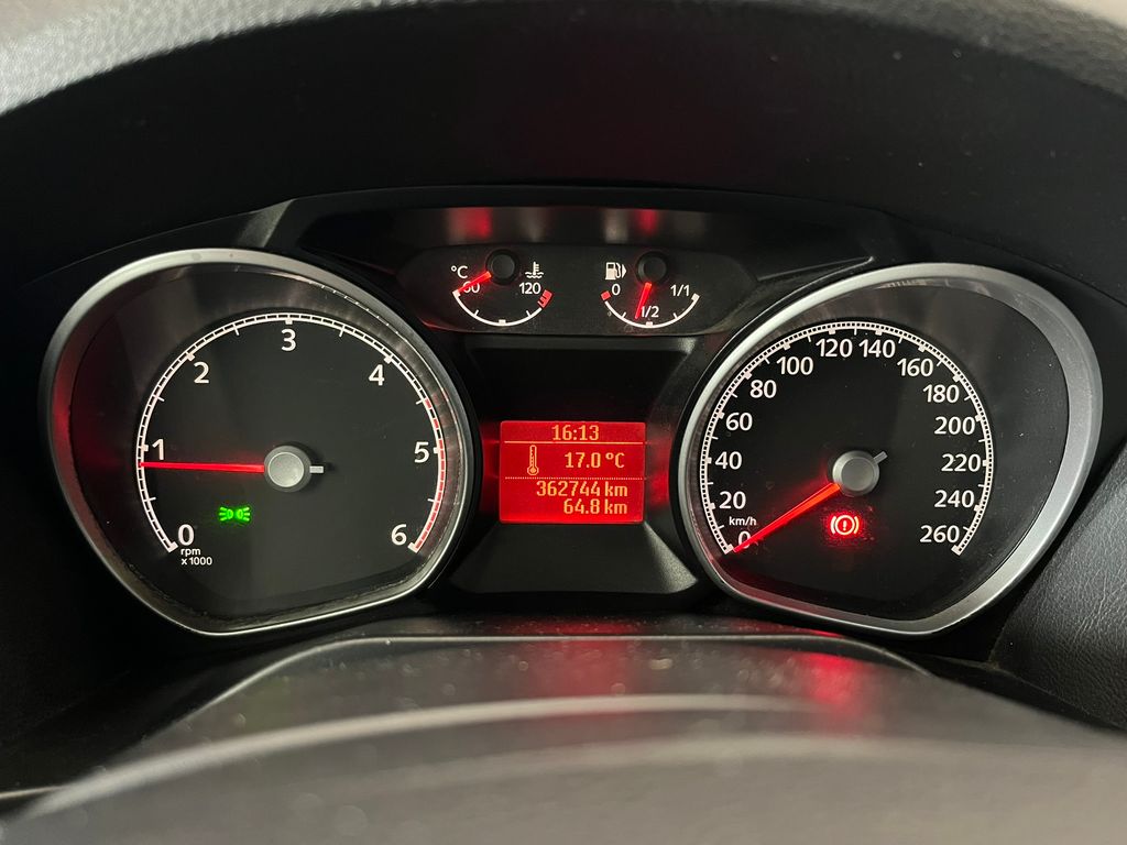 ford-galaxy-2-0-tdci-ghia - 8